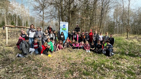 Pflanzaktion im Forstamt Nidda Pflanzaktion im Forstamt Nidda