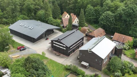 Das neue Saatgutzentrum bei HessenForst in Hanau-Wolfgang Luftbild des neuen Saatgutzentrums beim Forstamt Hanau-Wolfgang